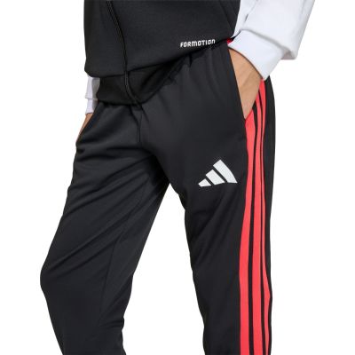 10. adidas Tiro 26 Competition Trainingshose für Kinder, schwarz und rot, KA5136