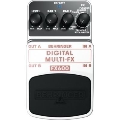 5. Zusätzliches Musikequipment: Behringer FX600 Effektprozessor