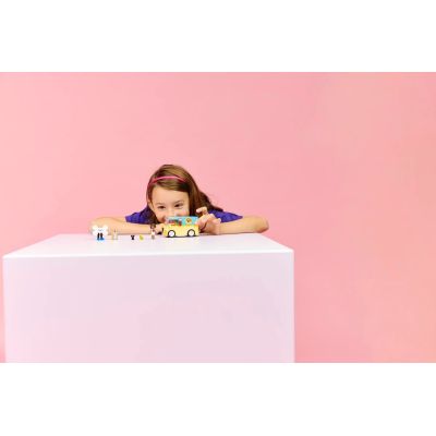 8. LEGO Friends 42678 Tierzubehör-LKW