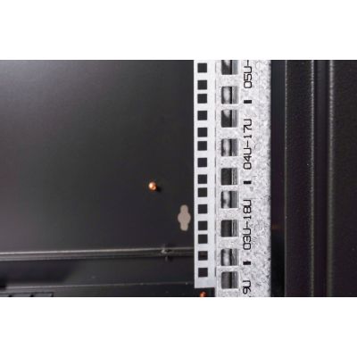 5. Digitus Unique 19" 20HE Wand-Netzwerkschrank 600x450 mm, Glastür, schwarz, ungeteilt, montiert, 100 kg