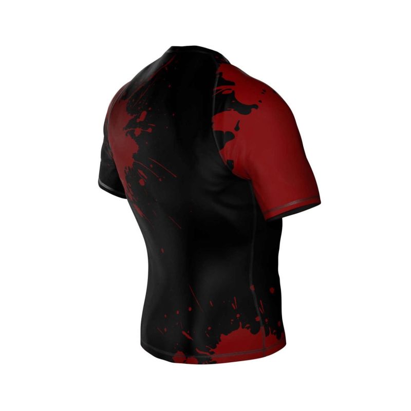 6. Das Kompressions-Rashguard „Blood“ besteht aus DBX MORE DRY M-Material.