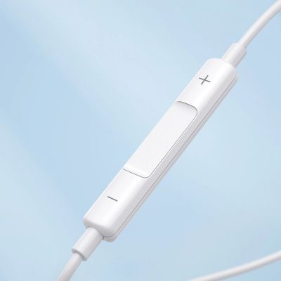 8. Joyroom JR-EW01 In-Ear-Kopfhörer mit Miniklinke und Fernbedienung – weiß