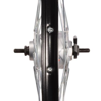 15. 28-Zoll-Vorderrad mit Shimano-Nabe, schwarze Felge