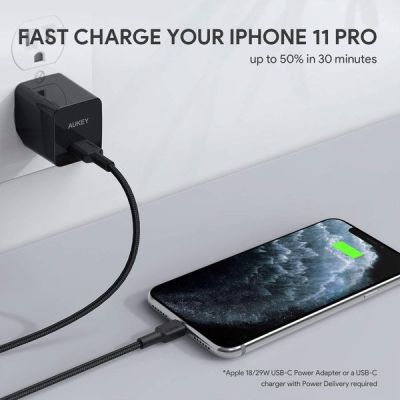 10. AUKEY CB-CL03 Nylon USB-C-Lightning-Kabel 2 m PD