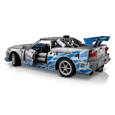 37. LEGO Technic 42210 Nissan Skyline GT-R (R34) 2 Fast 2 Furious