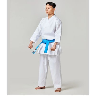 7. Kimono für die Karateschule WKF | MOOTO