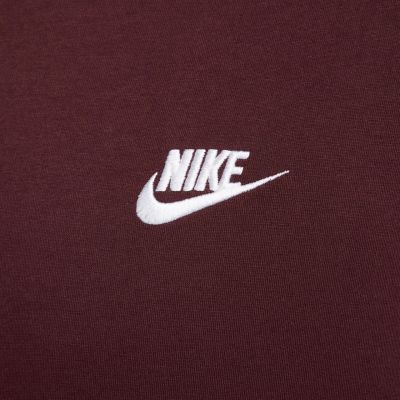 4. Herren-T-Shirt Nike Club Tee burgunderrot AR4997 652