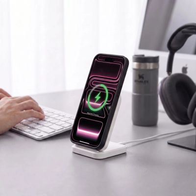 4. Tech-Protect Wallet MagSafe Hülle für iPhone 17 Pro / 18 Pro - bordeauxrot