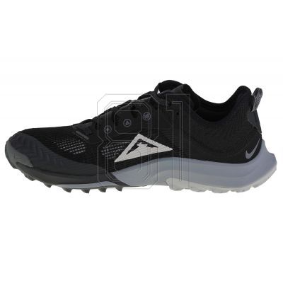 2. Nike Air Zoom Terra Kiger 8 W DH0654-001
