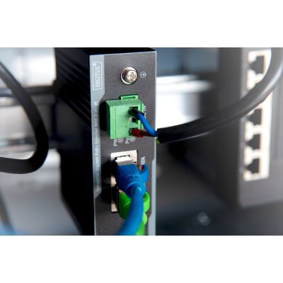 5. Industrielles PoE+-Netzteil. Gigabit, 802.3 af/a