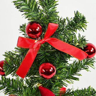 4. Dekorativer Weihnachtsbaum 60 cm mit 25 LEDs und Timer – Weihnachtsmann
