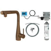 Küchenarmatur mit Wasserfiltersystem und Ausziehbrause