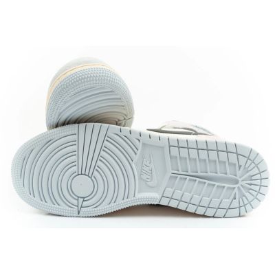 9. Nike Air Jordan 1 Damen-High-Top-Sportschuhe, modische Sneaker