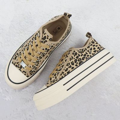 4. NEUHEITEN Sneakers auf der Plattform W 9157 EVE512