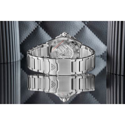 7. Herrenuhr EMPORIO ARMANI World Explorer AR11697 + Box