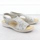 2. Elastische Damen-Sandalen mit hohem Absatz und Blumenmuster, grau, Unisoft 7196