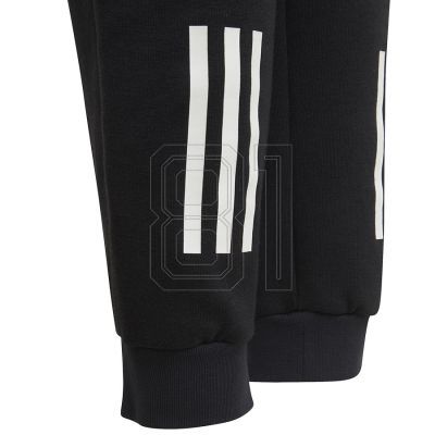 7. adidas XFG Zip Pocket Jr Hose GU4326