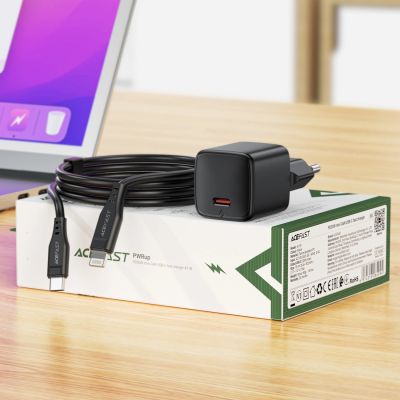 22. Acefast A118 30W GaN USB-C Wandladegerät mit 1,2 m USB-C-auf- Lightning Kabel – Schwarz