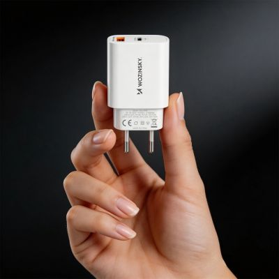 7. Wozinsky WLS-20W 20W USB-A/USB-C-Wandladegerät mit 1 m USB-C-Kabel – Weiß
