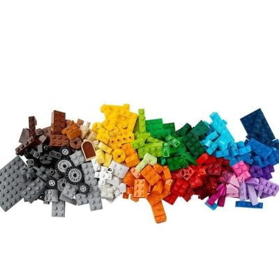 15. LEGO Classic 10696 Kreative Bausteine, mittlere Box