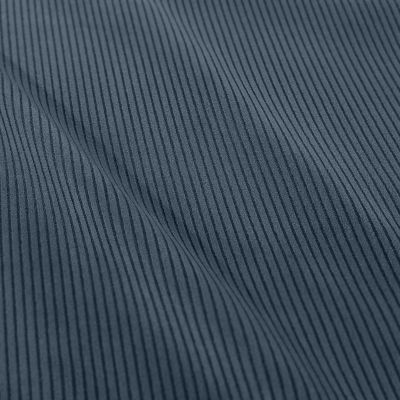 8. Schnelltrocknendes Handtuch mit praktischen Magneten Spokey MAGNET