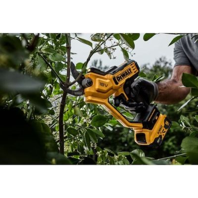 12. DEWALT Akku-Gartenschere DCMPP568P1 38 mm