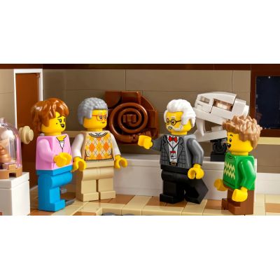 11. LEGO Icons 10326 Naturkundemuseum