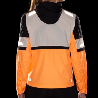 6. Damen Run Visible Jacket 2.0