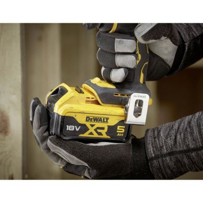 8. DeWALT DCD794NT-XJ 18V XR Akku-Bohrschrauber mit bürstenlosem Motor (ohne Akku und Ladegerät)