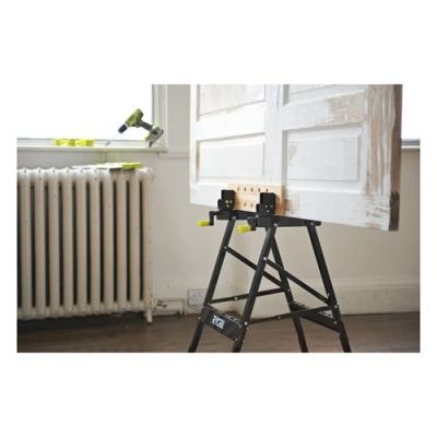 3. RYOBI RWB02 Tisch