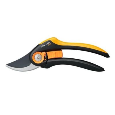 5. Fiskars Plus SmartFit P541 Bypass-Gartenschere, Schwarz, Orange