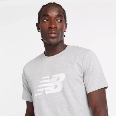 3. New Balance S/S Sport Graphic V Flying M T-Shirt MT43906AG