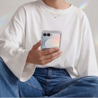 5. Tech-Protect FlexAir Hybrid-Hülle für Samsung Galaxy Z Flip 8 – Transparent