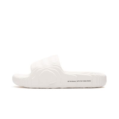Adidas Adilette 22 Crystal White Damen/Herren-Slides mit komfortabler Profilsohle (HQ4672)