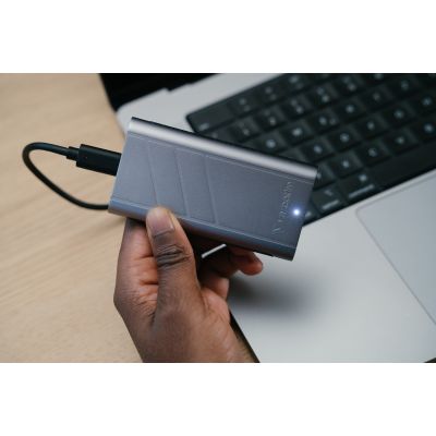 4. Verbatim TurboMetal SSD USB4 2 TB USB Typ-C USB4 Gen 2x2 Silber