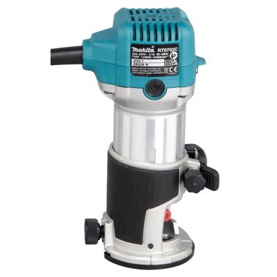 6. 710W MAKITA RT0702CX2J Elektro-Oberfräse und -Fräser