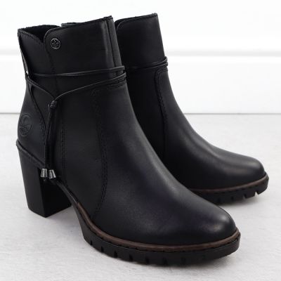 3. Schwarze Leder-Stiefeletten mit Blockabsatz Rieker Y2567-00