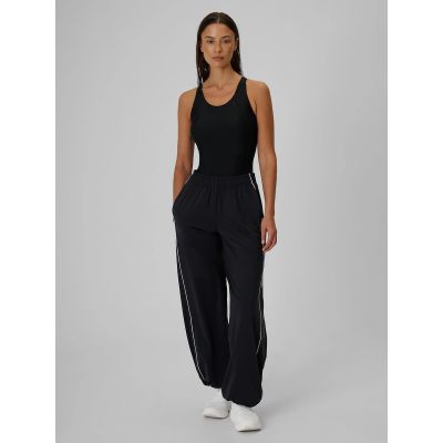6. Schnelltrocknende Damenhose mit weitem Bein 4F 4FRSS26TTROF1966-20S