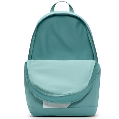 3. Nike Elemental Rucksack DD0559-017