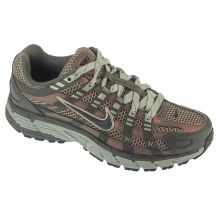 Nike W P-6000 SE IF1756-300 Grün 36