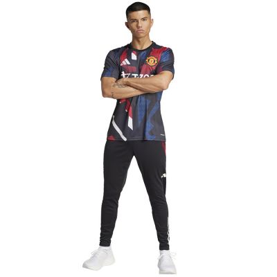 4. adidas Manchester United Pre-Match M T-Shirt JD7147