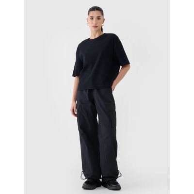 2. Damen-T-Shirt mit normalem Waffelstrick 4F 4FRSS25TTSHF2651-20S