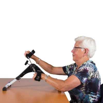 8. VIRTUFIT V2 FALTBARES INDOOR-FAHRRAD/FAHRRADTRAINER MIT COMPUTER