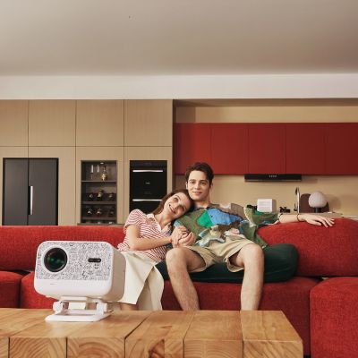 12. Yaber L2 Plus LCD FullHD 1080p Multimedia-Projektor mit JBL-Lautsprechern - Beige