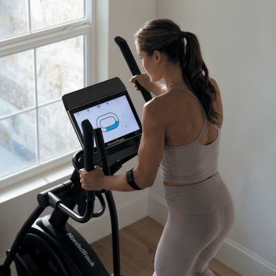 8. Nordictrack Airglide 14i Ellipsentrainer NTEL71423