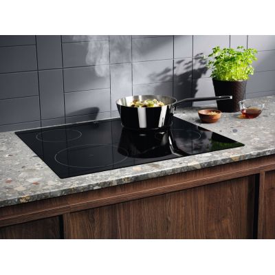 2. ELECTROLUX LIB60420CK Induktionskochfeld