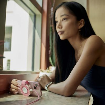 8. Twelve South ButterFly SE - Qi2 kabelloses Ladegerät für zwei Geräte, kompatibel mit MagSafe, USB-C-Kabel im Lieferumfang enthalten (rosa)