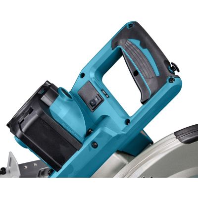 6. Makita LS1219L Gehrungssäge, 3200 U/min, 1800 W