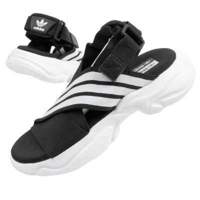 12. Adidas Magmur Sandale W EF5863