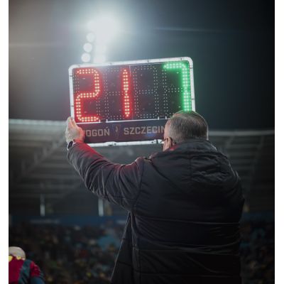 5. Elektronische Spielerwechseltafel - einseitig